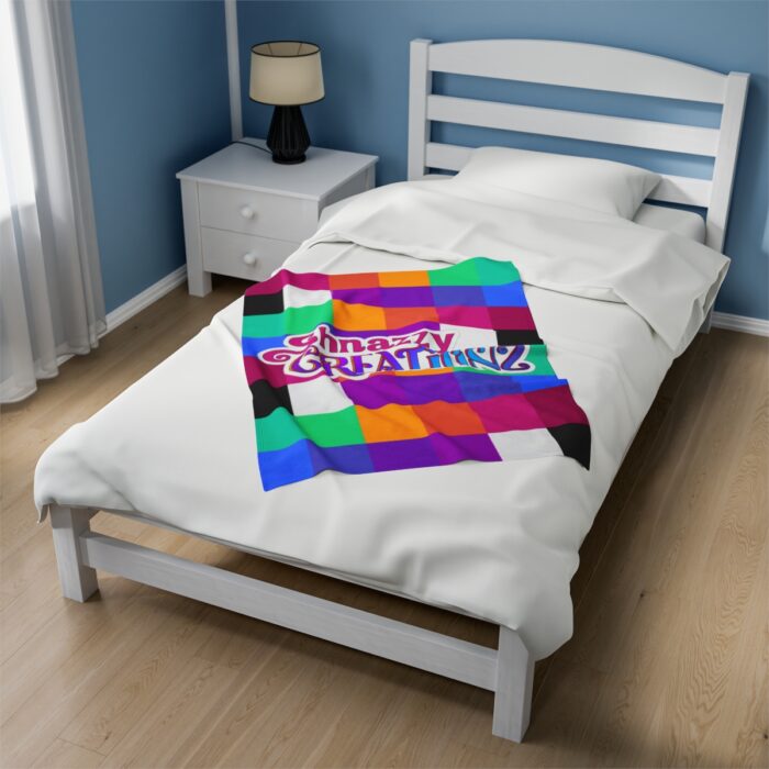 Shnazzy Creationz Color Block Plush Blanket (Pink) - Image 4